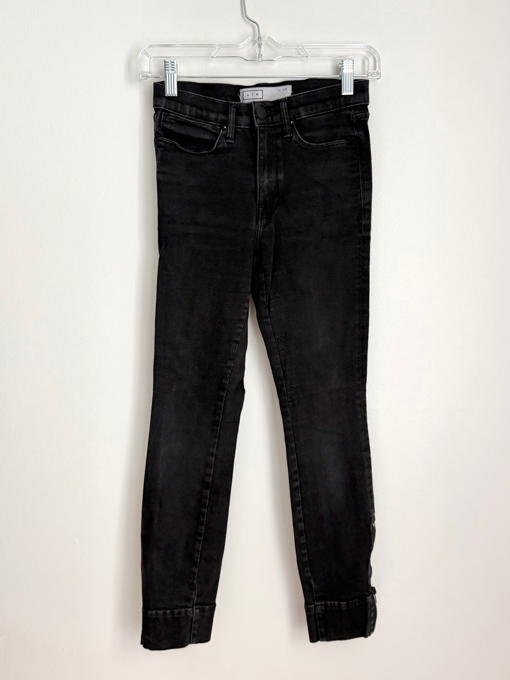 AYR Black “The Zippy” Skinny Cropped Jeans 25 Waist